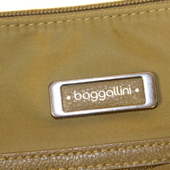 Baggallini Stephine Large Crossbody Bag - Picture 7 of 7